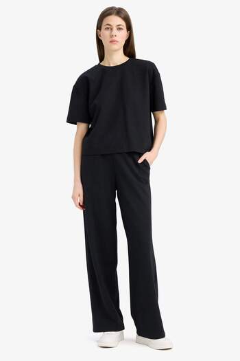 DeFacto Relaxed Fit 2-Piece Set - Crew Neck, Stretch Waist, Long Bottom E6596Ax24Wn