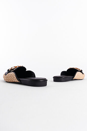 Capone Outfitters Women's Short Heeled Straw Buckle Genuine Leather Slippers