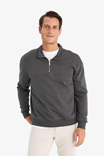DeFacto Relax Fit Dik Yaka Fermuarlı Basic Düz Kalın Sweatshirt E5334AX24WN