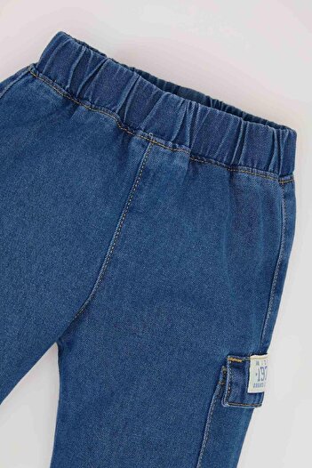 DeFacto Erkek Bebek Esnek Bantlı Paça Jean Pantolon D7769A525SP