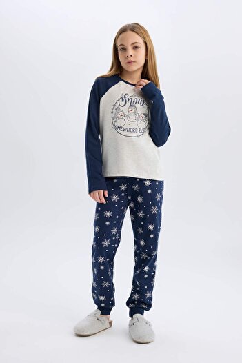 DeFacto Kız Çocuk Yılbaşı Temalı Pijama Takımı Bisiklet Yaka Uzun Kollu Üst Uzun Alt D8797A824AU