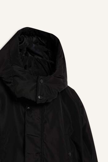 DeFacto Regular Fit Hooded Zippered Pocket Snap Fastener Lightweight Long Parka Coat D5972Ax24Cw