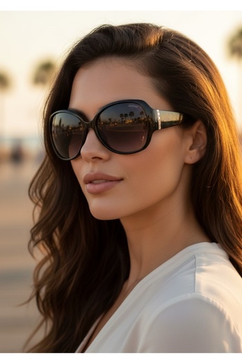 Guess , Oval sunglasses decorated with crystals, Black, 60-17-135 Standard