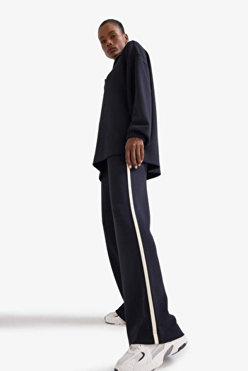 DeFacto DeFactoFit Wide Leg Geniş Paça Uzun Boy Sporcu Pantolon Skuba Dalgıç Kumaş D1458AX24AU