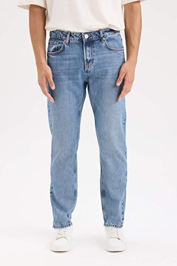 DeFacto Straight Leg Straight Fit Jeans - Regular Waist B2574Ax24Au