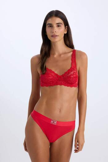 DeFacto Fall In Love Weihnachten Thema String Spitze Rot T-Shirt BH E2306ax24au