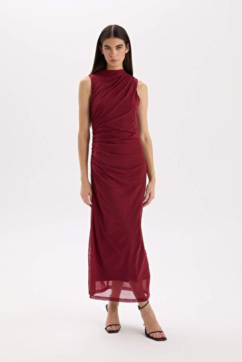 DeFacto Bodycon Vücudu Saran Yarım Balıkçı Yaka Basic Düz Tül Kolsuz Maxi Abiye Elbise C3519AX24AU