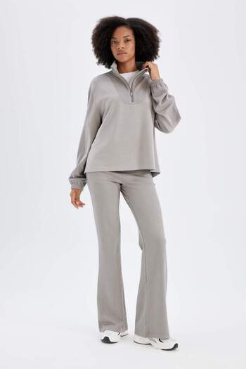 DeFacto DeFactoFit Flare Fit Sporcu İnce Pantolon İspanyol Paça Standart Boy Modal D0389AX24AU