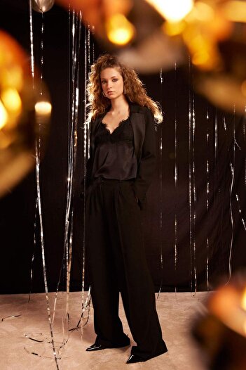 DeFacto Palazzo Crepe Fabric Classic Pants with High Waist Pockets - D9541Ax24Au