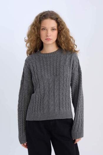 DeFacto Coool Oversize Wide Fit Crew Neck Knitwear Sweater E2319Ax24Cw