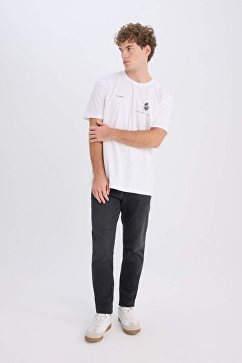 DeFacto Bedrucktes Kurzarm-T-Shirt mit normaler Passform und Rundhalsausschnitt 3204466