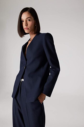 DeFacto Sorbe x Regular Fit V Yaka Düğmeli Blazer Ceket D9869AX24AU