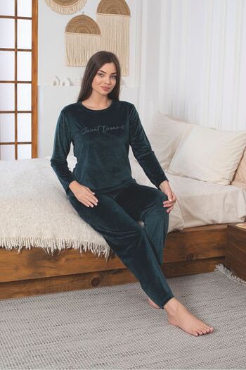 Asel Velvet Women's Pajama Set