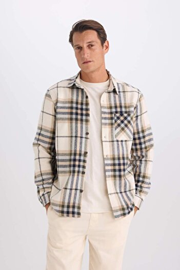 DeFacto Regular Fit Polo Yaka Kareli Flanel Uzun Kollu Gömlek E2763AX24WN
