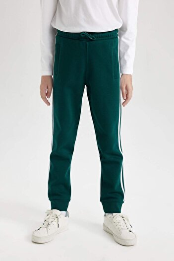 DeFacto Erkek Çocuk Regular Fit Kalın Sweatshirt Kumaşı Pantolon D4445A8NS