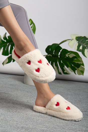 Jackers Furry Heart Patterned Fluffy Plush Winter Home Guest Dowry Bundle Slippers