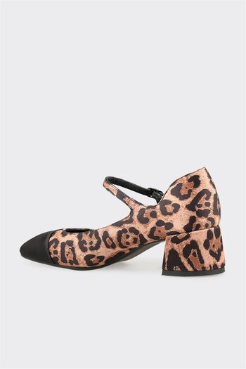 Elle Shoes Kahve Hayvan Desenli Kadın Orta Topuk Ayakkabı