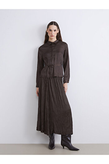 LC Waikiki Create Your Style from Uzg Store |   Elastic Waist Satin Pleated Skirt