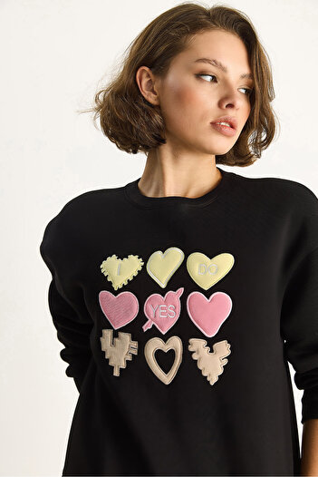 Bianco Lucci Women's Crew Neck Heart Embroidered Ribbed Three Thread Sweatshirt 6875 60283520
