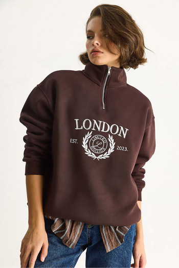 Bianco Lucci Women's London Embroidered Stand Collar Zipper Detailed Embellished Oversize Sweatshirt 10003 60283529