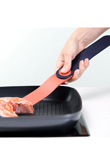 Trebonn 2in1 Tongs and Spatula Twist 1520212, 22 cm, Up to 200C, Scratch Resistant, Black/Coral