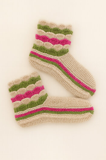 PUREYSMA Handmade Women's Booties – Size 36-38 Colorful Knitted Comfortable Warm Home Booties