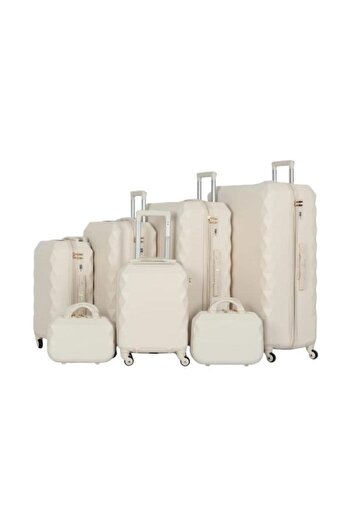 Red Sea 7-piece bag set includes 5 trolley bags and 2 makeup bags - with flexible covers - and a fixed digital lock - from the brand