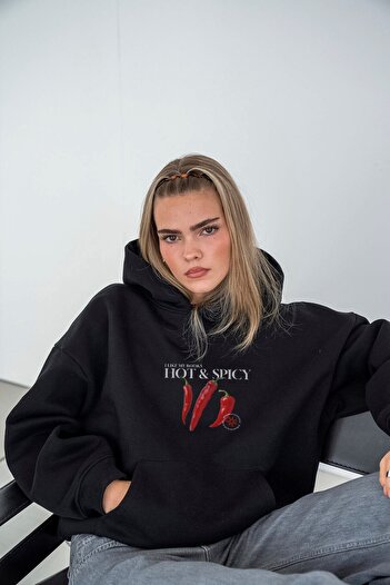The Champ Clothing Γυναικείο φούτερ με κουκούλα Oversize Hot & Spicy με στάμπα μαύρο – με κουκούλα, 3 κλωστές από φλις με ανάλαφρο χρώμα