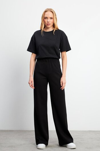 VENA Jovie Soft Textured High Waist Wide Leg Pants(Cupro)-Black