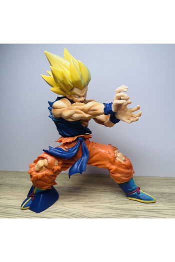 BANDAI pack by bag 1 Anime Dragon Ball Z Son Goku kamehameha Battle Ver. Figure Model Collection Toys About