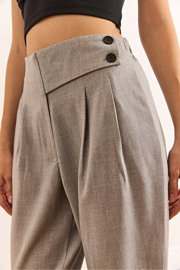 Olalook Women's Light Gray Waist Detailed Pleated Polyviscose Carrot Pants Pnt-19000293