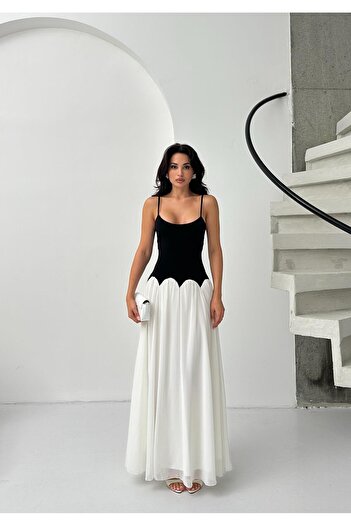 Serica Moda Μακρύ φόρεμα με λουράκια και ανοιχτή πλάτη