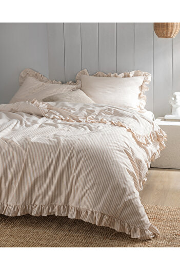 Madame Coco Verona Double Ruffled Yarn-Dyed Washable Duvet Cover Set - White/Beige
