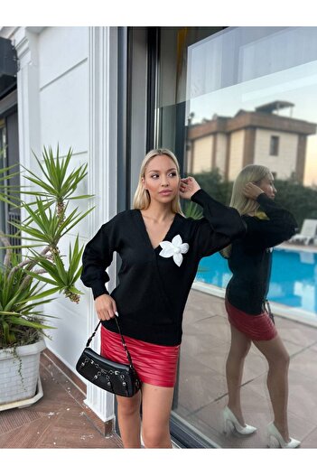 For Angels Double-Breasted Sweater with Rose Accessories