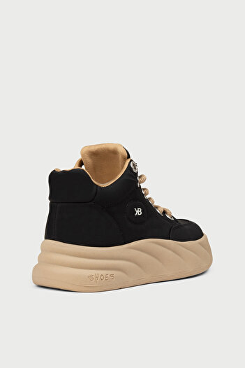 Deery Women's Black High Top Sneaker