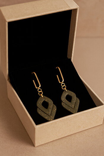 Lu Atelier Émeraude Élégance Green Gold Detailed Geometric Design Handmade Polymer Clay Earrings -