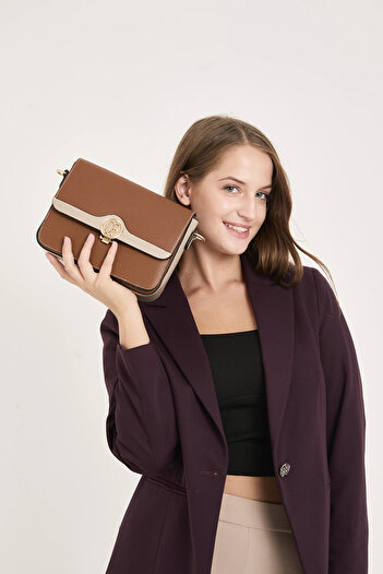 CRESSBERRY Crossbody Bag