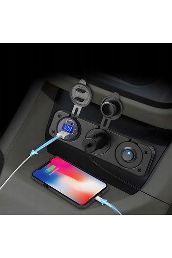 zola Priza auto, impermeabila, voltmetru incorporat, 1 port USB-C PD, 1 port USB QC 3.0, 15.5x4.3x5.5 cm