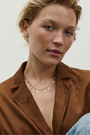 Stradivarius Set of 3 diamond-shaped necklaces