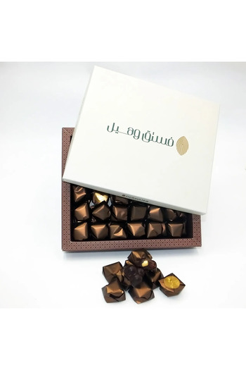 Fustuq & Hail Lino Dark Chocolate with Hazelnuts