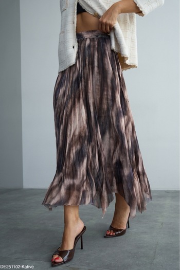 CADDELAMODA Women's Batik Pattern Lined Asymmetrical Skirt