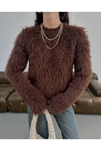 Lamierra Furry Soft Long Beard Women's Sweater