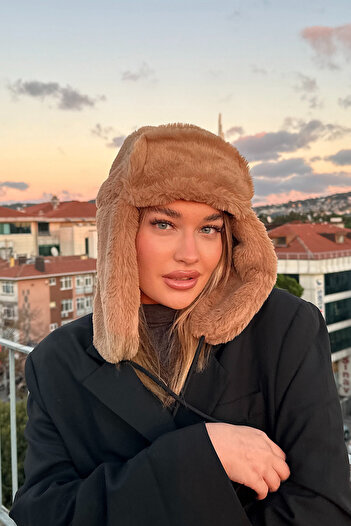 Mavelle Women's Brown Pompom Pilot Hat |   Faux Fur Winter Women's Hat