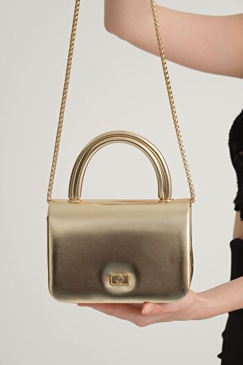 Çanta Trend Women's Gold Color Gold Shiny Chain Strap Women's Shoulder Bag Evening Dress Bag