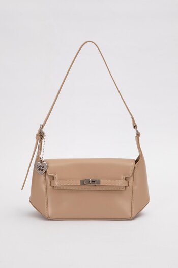 Levidor Mink Heart Accessory Detailed Shoulder Bag