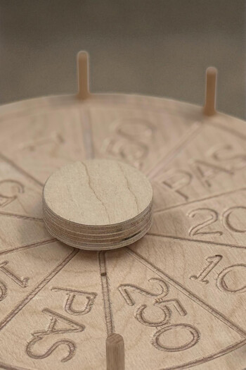 MONTETOYS Wooden Wheel Game