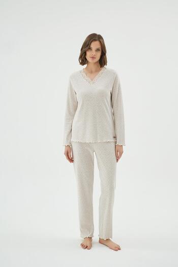 Sevim Women's Lace Detailed V-Neck Long Sleeve Cream Pajama Set C2T7N071