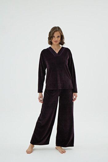 Sevim Set de pijamale pentru femei, cu mâneci lungi, cu decolteu în V, din catifea, cu croiala confortabilă C3T6N171