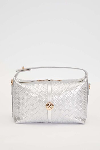 Levidor Silver Knitted Textured Handbag