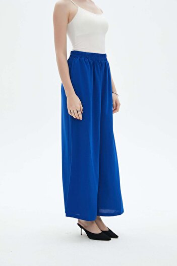Nichii Solid Relaxed Fit Pants